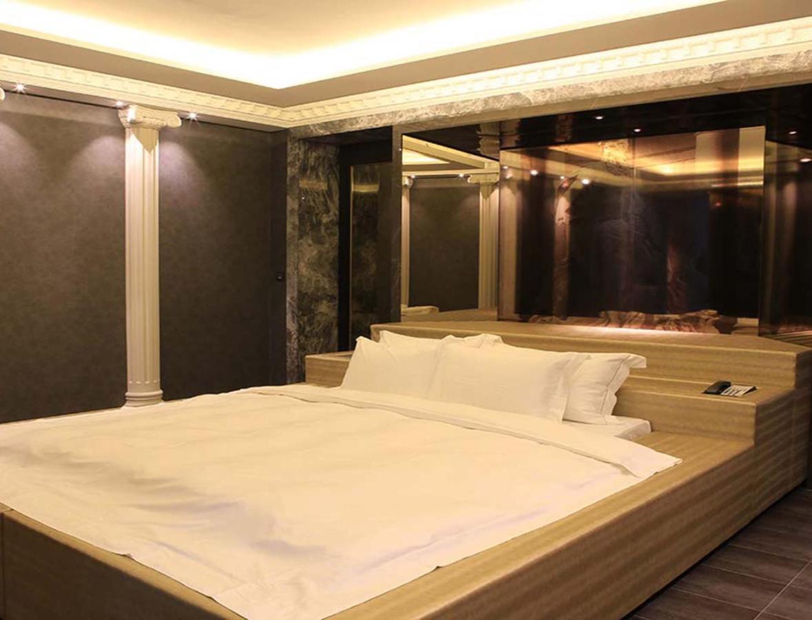 All-Ur Boutique Motel-Hsin Chu Branch Hsinchu Esterno foto